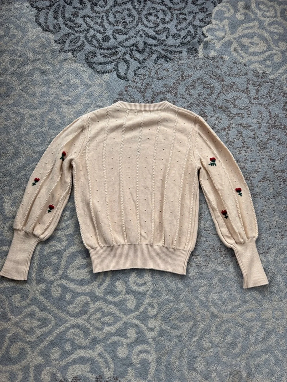 Sara Navon Embroidered Floral Knit Sweater Beige Medium